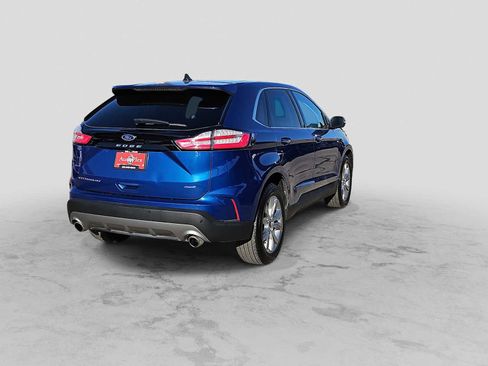 Used 2024 Ford Edge Titanium image 8