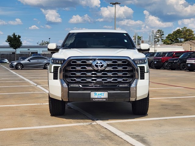 Used 2024 Toyota Tundra Platinum AWD/4WD image 2
