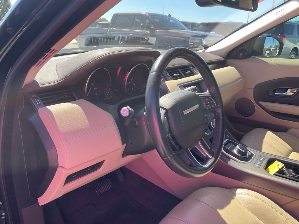Used 2018 Land Rover Range Rover Evoque SE AWD/4WD image 12