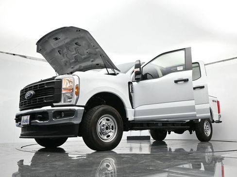 New 2026 Ford F250 XL w/ XL Chrome Package AWD/4WD image 51