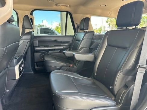 Certified 2024 Ford Expedition XLT RWD image 15