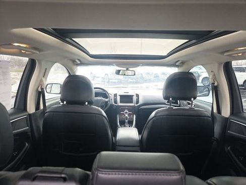 Used 2018 Ford Edge Titanium w/ Equipment Group 301A image 13