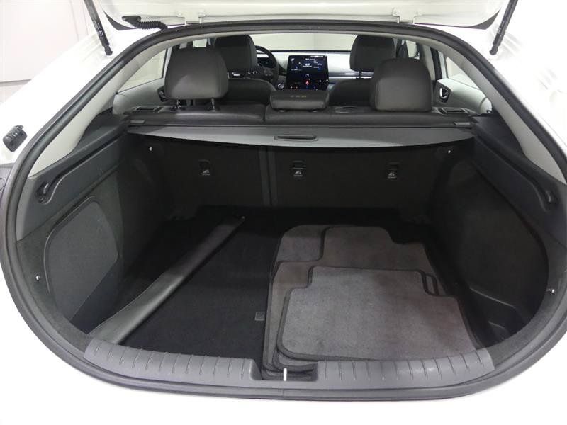 Used 2020 Hyundai Ioniq Limited FWD image 9