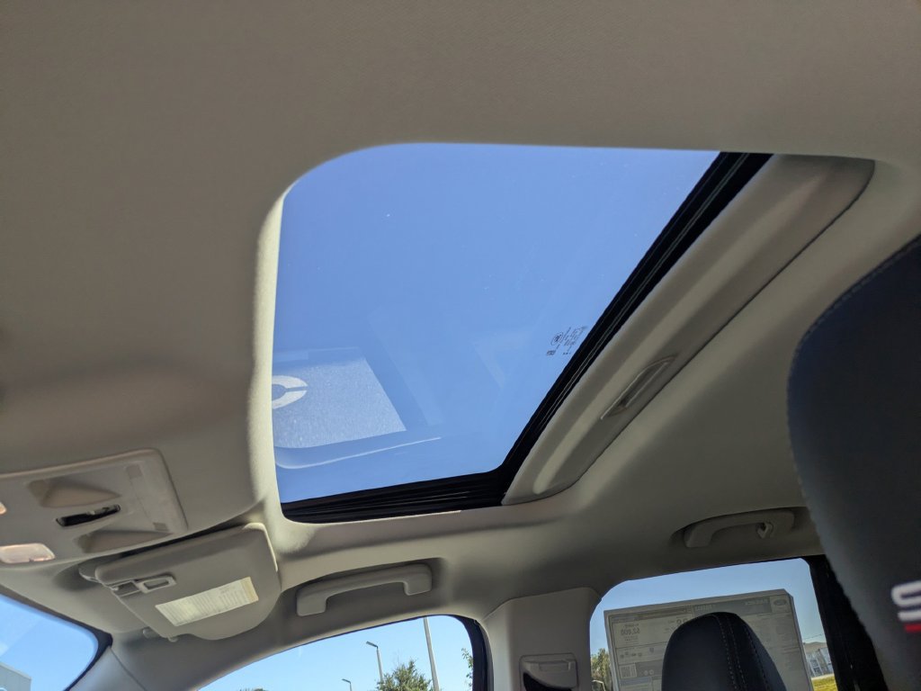 New 2026 Ford Maverick XLT w/ XLT Luxury Package FWD image 23