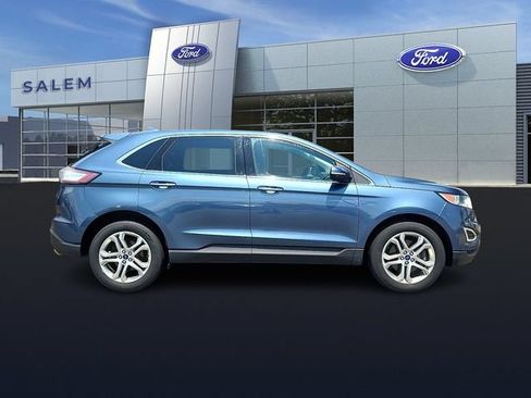 Used 2018 Ford Edge Titanium w/ Equipment Group 301A AWD/4WD image 2