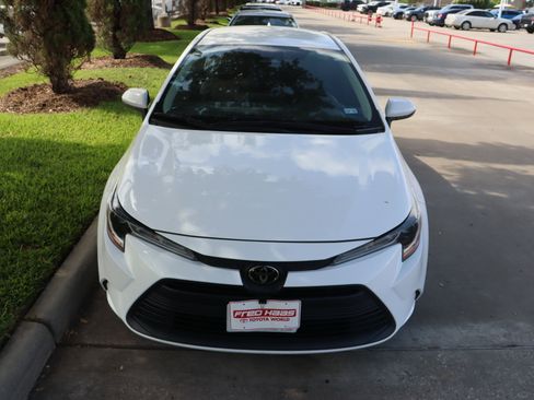 Certified 2024 Toyota Corolla LE FWD image 4