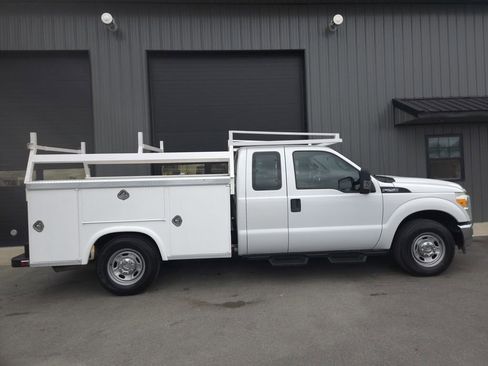 Used 2015 Ford F250 XL w/ XL Appearance Package RWD image 5