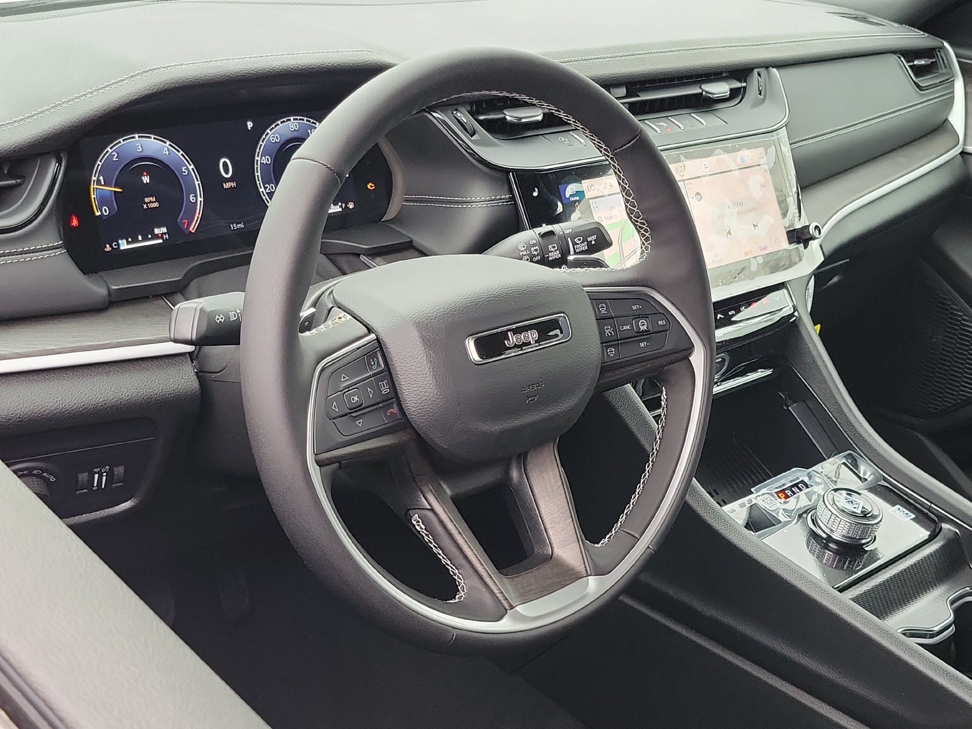 New 2026 Jeep Grand Cherokee Altitude RWD image 3