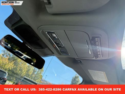 Used 2025 Ford F350 Lariat w/ Black Appearance Package image 32