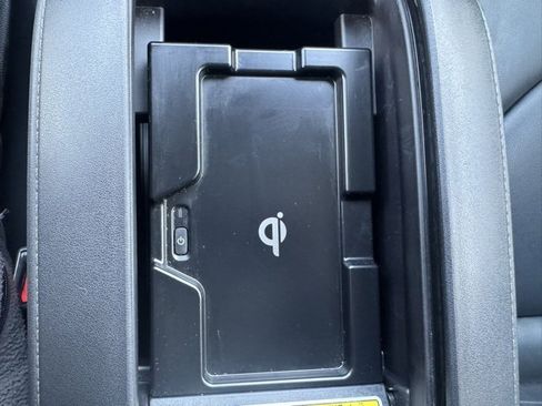 Used 2021 Toyota Highlander XLE image 21