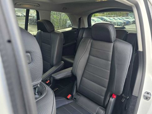 Used 2026 Mercedes-Benz GLS 450 4MATIC image 20