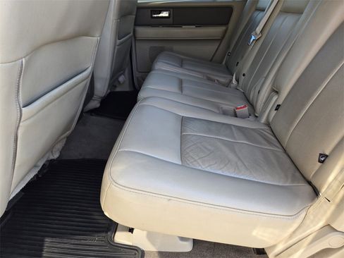 Used 2013 Ford Expedition EL XLT w/ Leather Seating Pkg image 27