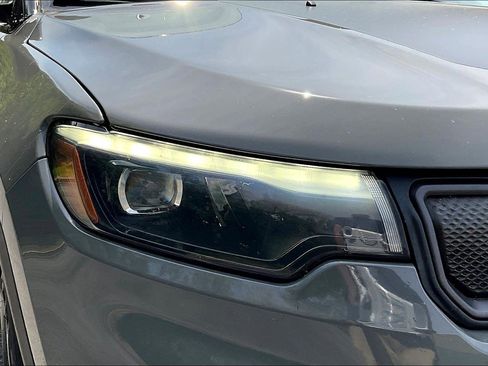 Used 2022 Jeep Compass Trailhawk w/ Trailhawk Elite Group AWD/4WD image 30