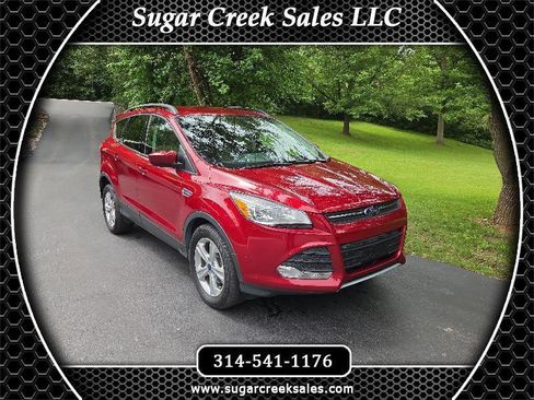 Used 2014 Ford Escape SE w/ Equipment Group 201A FWD image 1