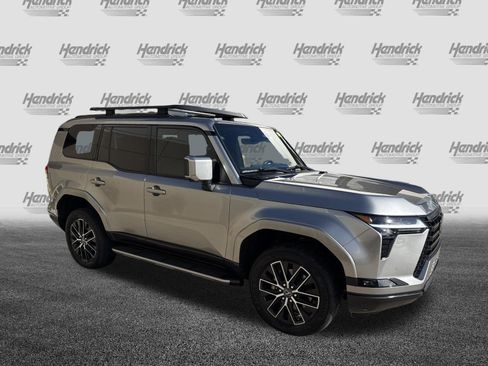 Used 2024 Lexus GX 550 550 Premium+ w/ Accessory Package (31) image 2