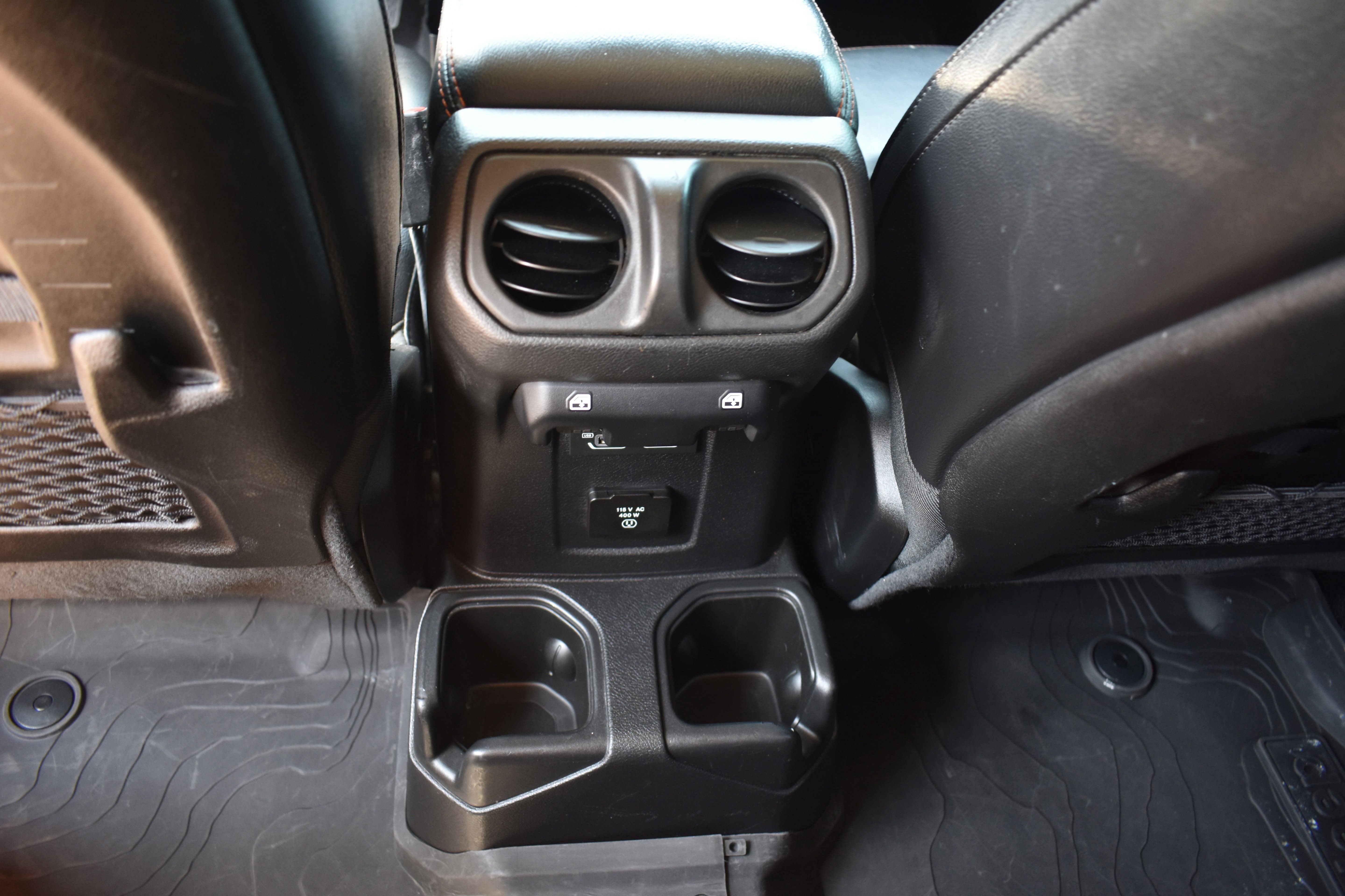 Used 2023 Jeep Gladiator Mojave w/ LED Lighting Group AWD/4WD image 27