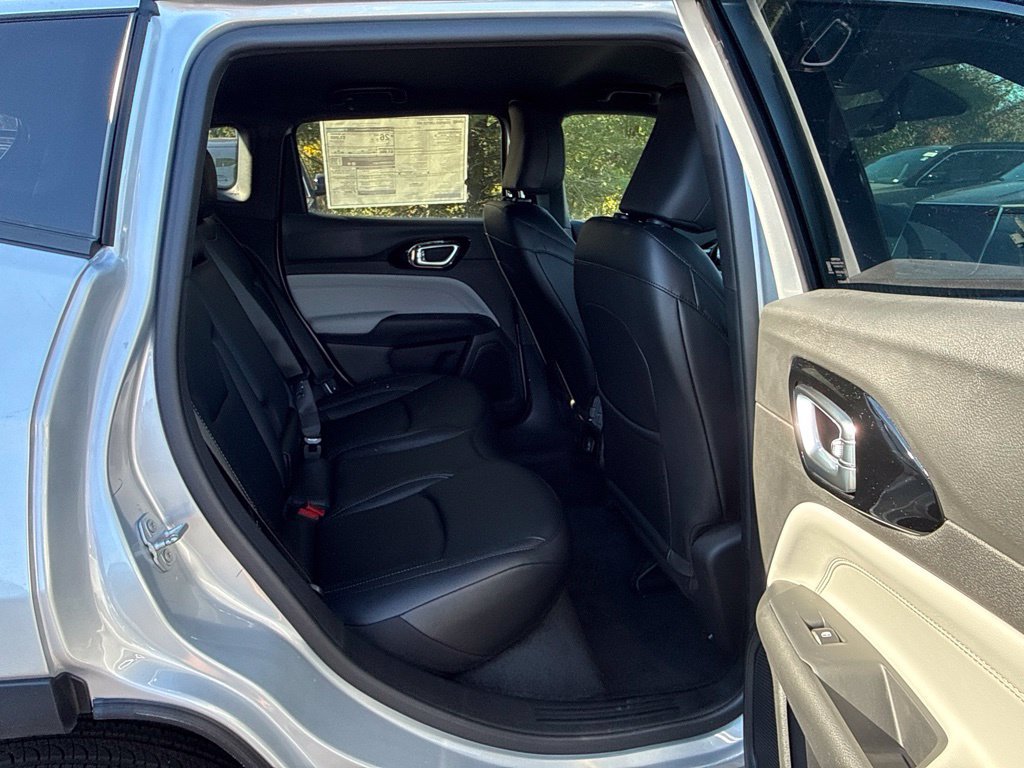 New 2026 Jeep Compass Limited AWD/4WD image 23