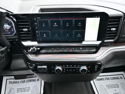 Used 2026 GMC Sierra 1500 SLT AWD/4WD image 20