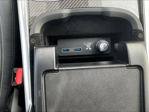 Used 2022 Land Rover Range Rover Sport SVR image 34