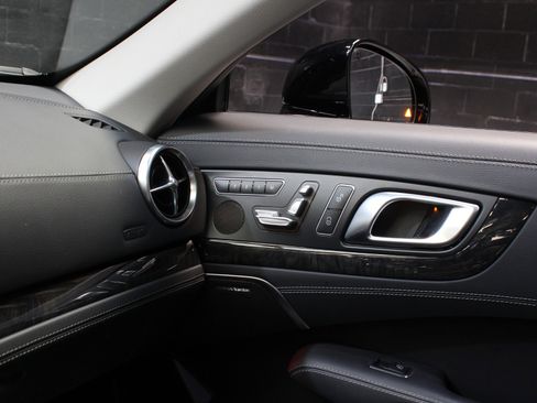 Used 2020 Mercedes-Benz SL 450 image 39