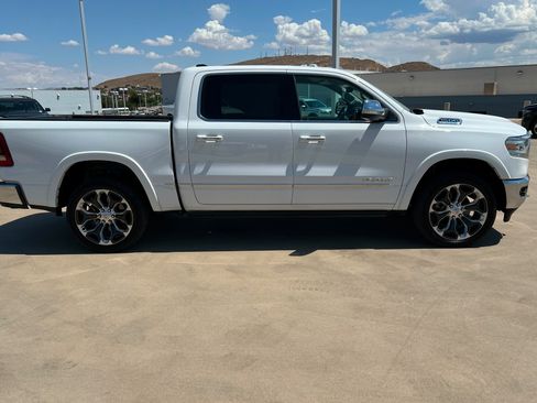 Used 2022 RAM 1500 Limited AWD/4WD image 6