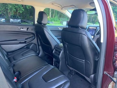 Certified 2022 Ford Edge Titanium AWD/4WD image 12