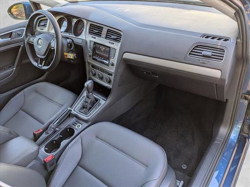 Used 2015 Volkswagen Golf S FWD image 20
