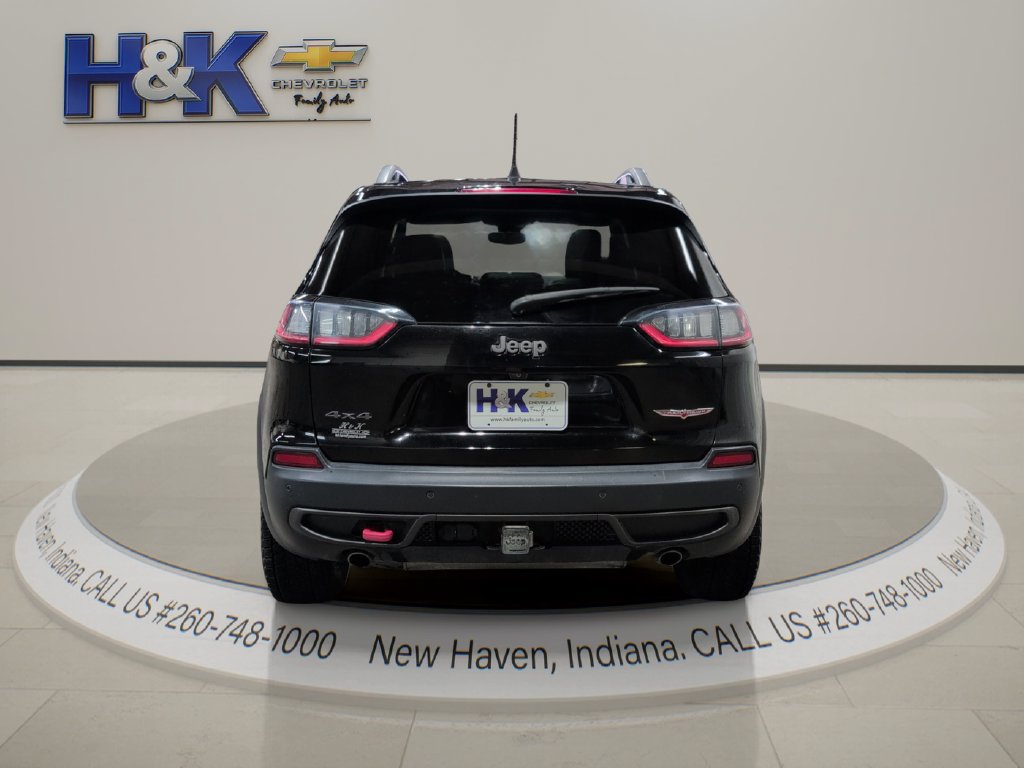 Used 2019 Jeep Cherokee Trailhawk AWD/4WD image 5
