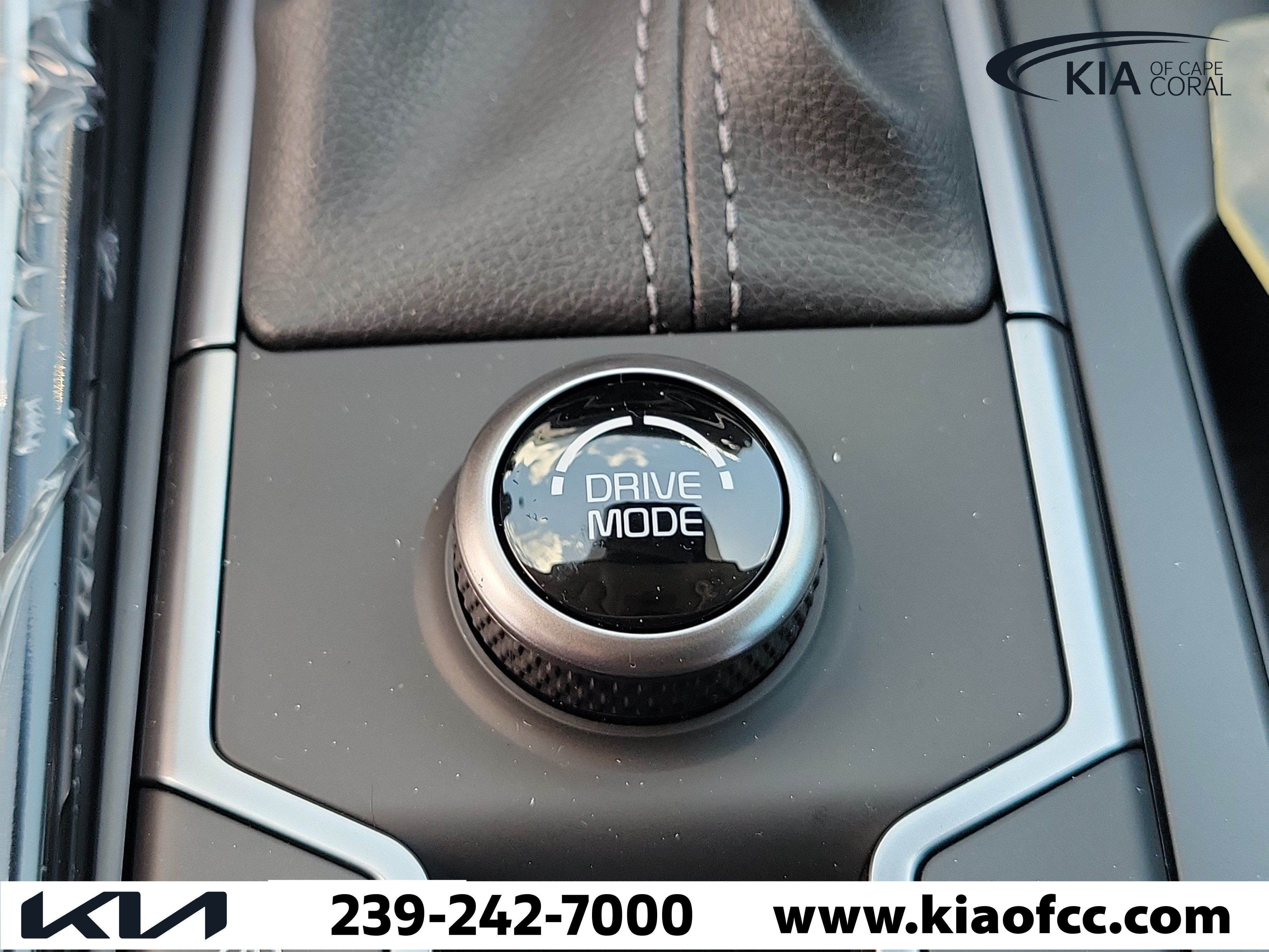 New 2026 Kia Sorento LX FWD image 28