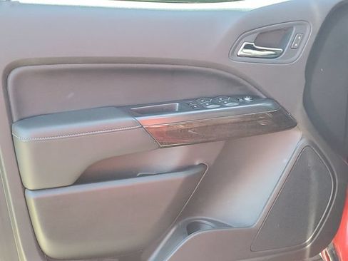 Used 2020 GMC Canyon SLT w/ Driver Alert Package AWD/4WD image 21