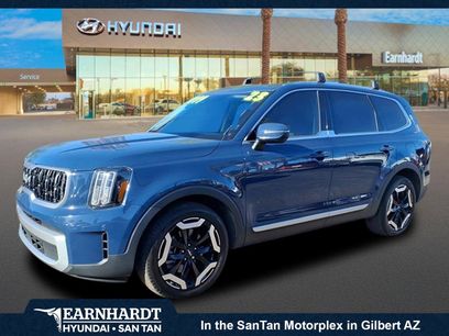 Used 2023 Kia Telluride EX w/ EX Captain's Chair Package