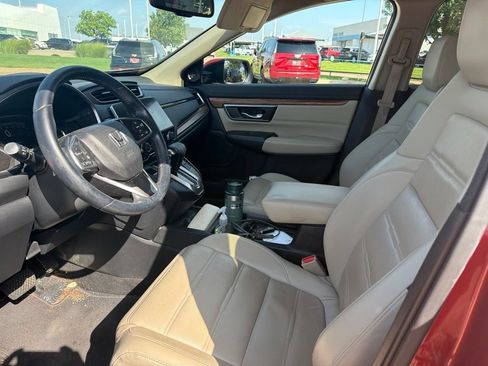 Used 2018 Honda CR-V Touring image 7
