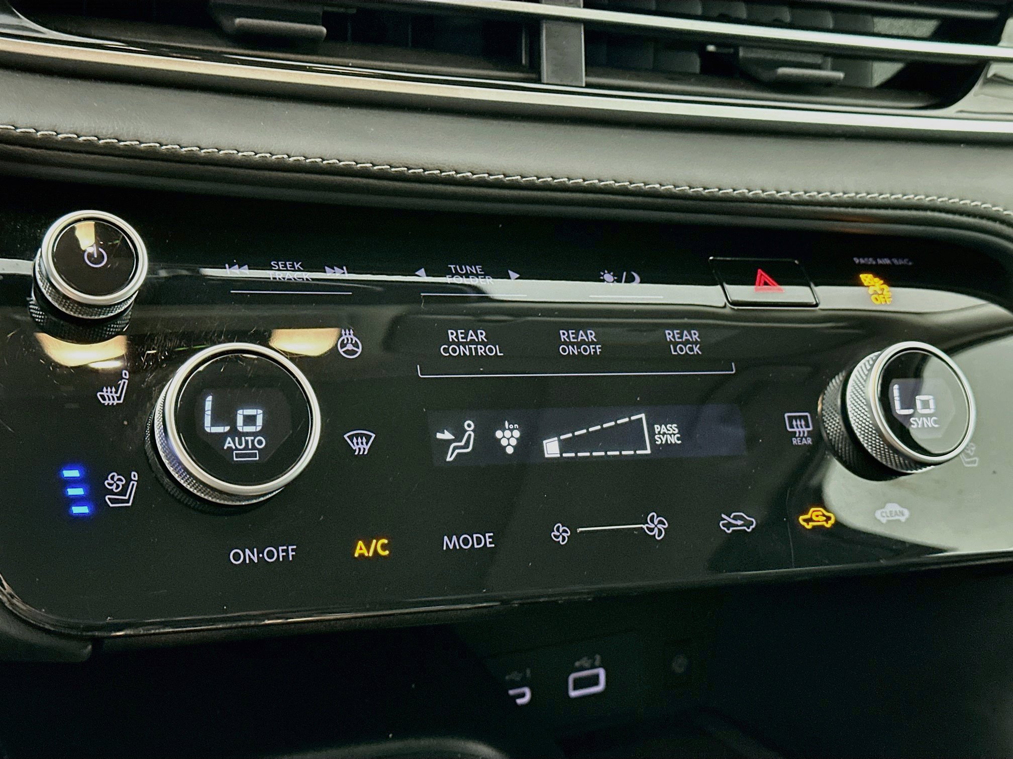 Used 2023 INFINITI QX60 Sensory w/ Vision Package AWD/4WD image 24