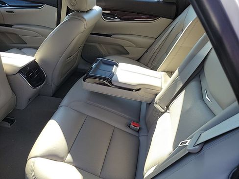 Used 2016 Cadillac XTS Luxury w/ Driver Awareness Package FWD image 11