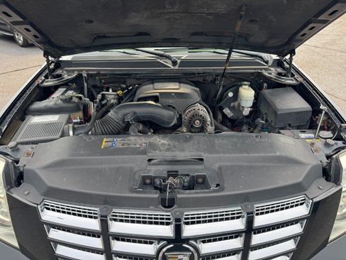 Used 2007 Cadillac Escalade ESV AWD image 25