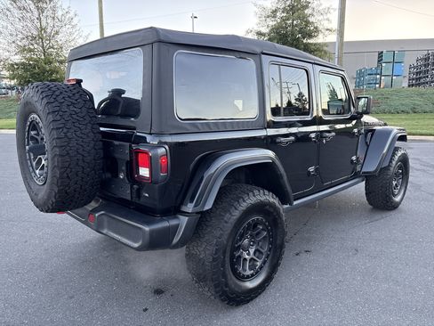 Certified 2021 Jeep Wrangler Unlimited Rubicon w/ Xtreme Recon 35" Tire Package image 9