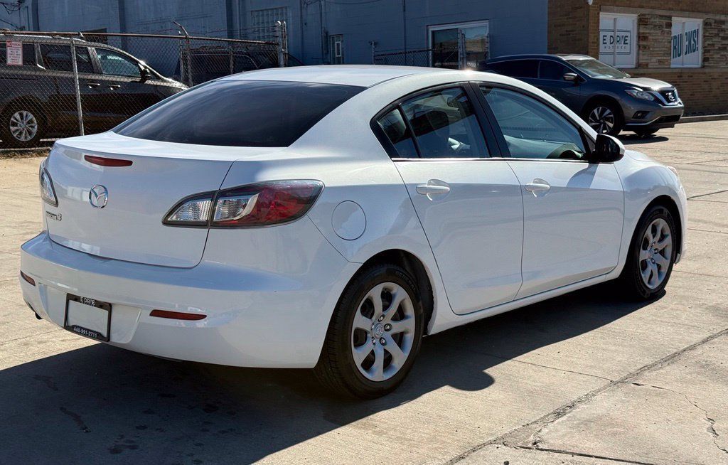 Used 2012 MAZDA MAZDA3 i Sport FWD image 6