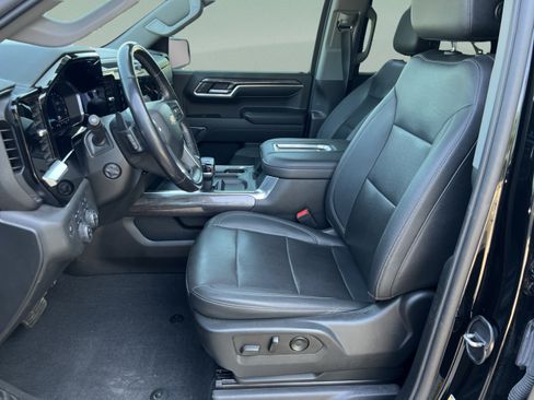 Used 2022 Chevrolet Silverado 1500 LTZ AWD/4WD image 9