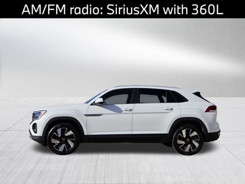Used 2024 Volkswagen Atlas Cross Sport SE image 6