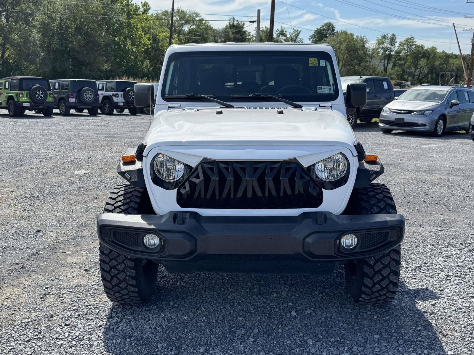 Used 2022 Jeep Gladiator Sport AWD/4WD image 28