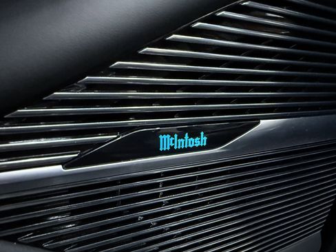 Used 2022 Jeep Grand Wagoneer Series III image 11