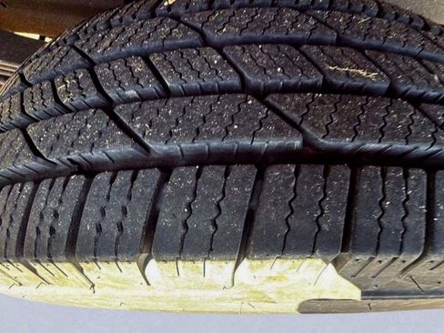 Used 2023 Chevrolet Express 2500 Extended w/ Driver Convenience Package image 15