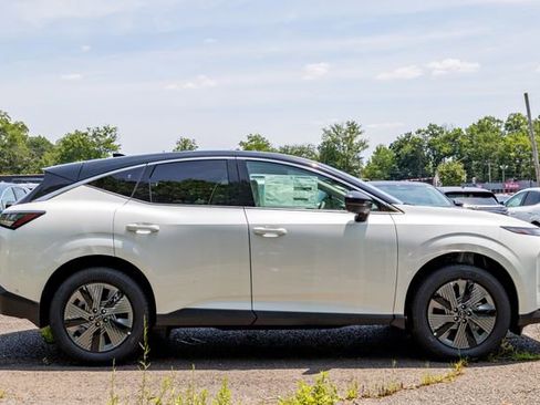 New 2025 Nissan Murano SL w/ Cargo Package image 4