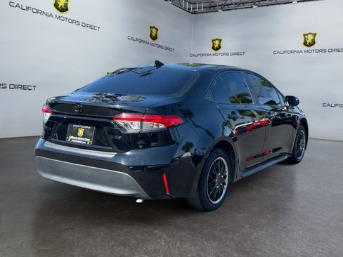 Used 2024 Toyota Corolla LE FWD image 5