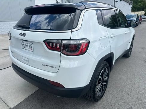 Used 2022 Jeep Compass Limited w/ Sun and Sound Group AWD/4WD image 4