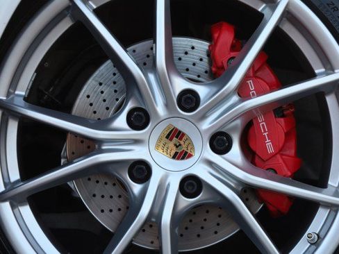 Used 2019 Porsche 718 Cayman S RWD image 48