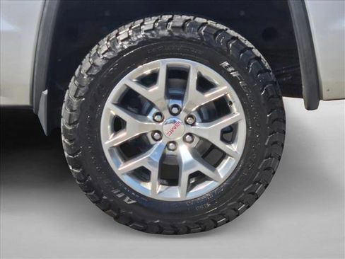 Used 2018 GMC Sierra 1500 SLT w/ SLT Premium Package image 23