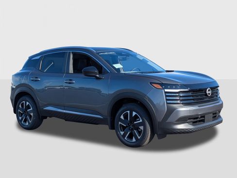 New 2026 Nissan Kicks SV AWD/4WD image 7