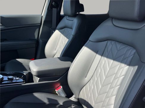 New 2025 Kia Sportage X-Line image 25