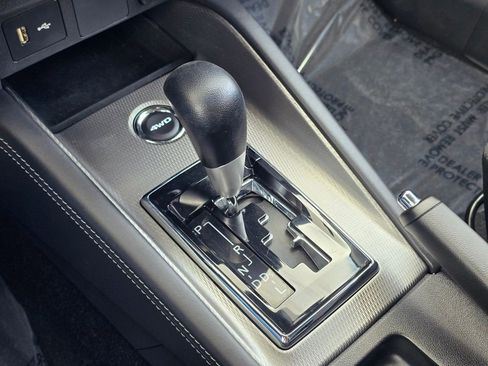Used 2025 Mitsubishi Outlander Sport SE AWD/4WD image 33